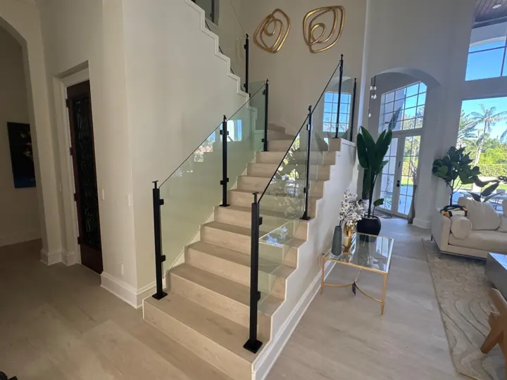 Glass stair railing